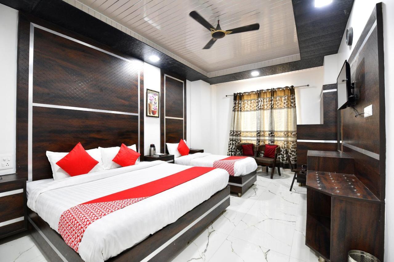 Capital O 4747 Imperial Hotel Katra Катра Екстер'єр фото